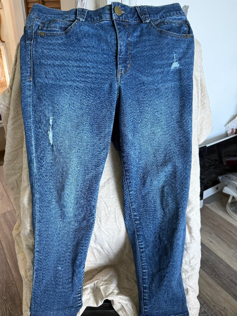 Democracy Women's 12P Ab Solution Ankle Skimmer, Distressed Blue